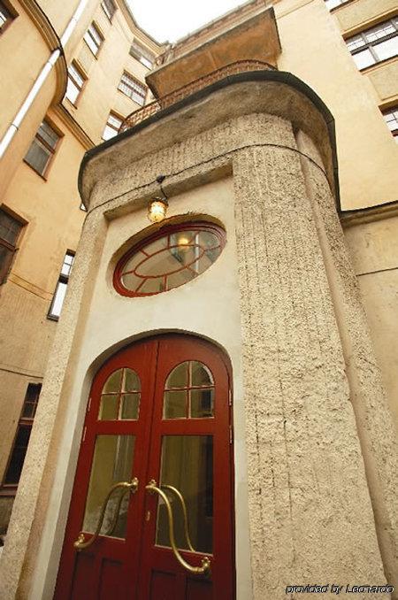 Khách sạn Art Laine 3*
