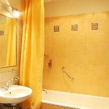 Khách sạn Art Laine 3*